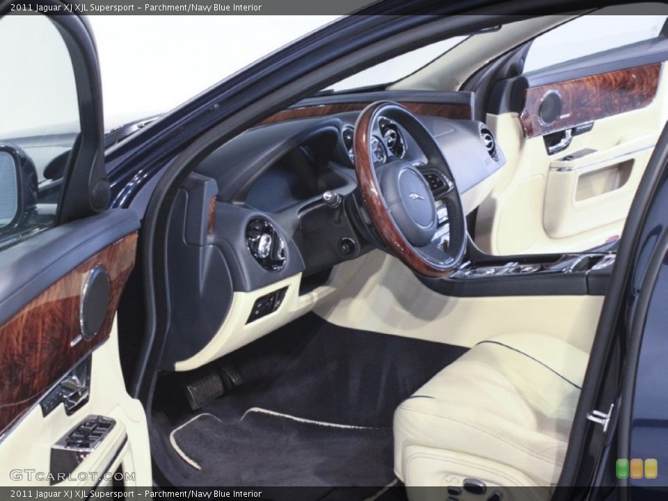 Parchment/Navy Blue Interior Photo for the 2011 Jaguar XJ XJL Supersport #59381617