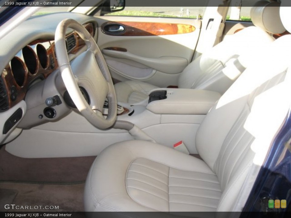 Oatmeal Interior Photo for the 1999 Jaguar XJ XJ8 #59388279