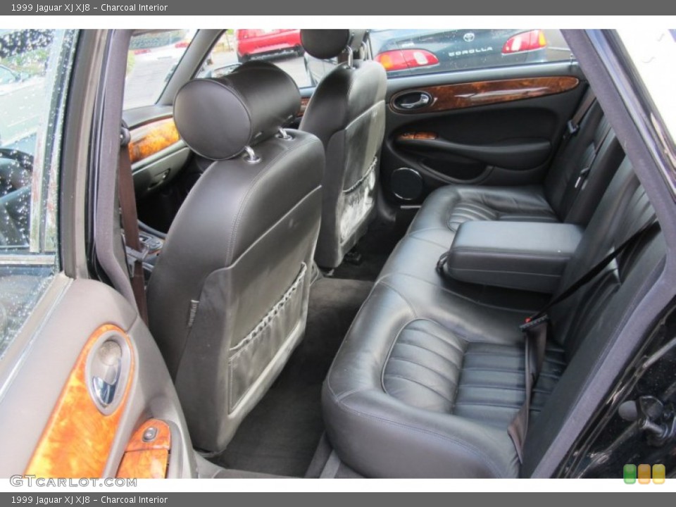 Charcoal Interior Photo for the 1999 Jaguar XJ XJ8 #59390909
