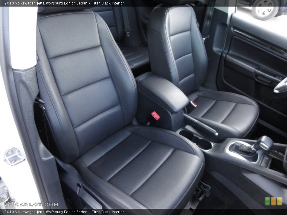 Titan Black Interior Photo for the 2010 Volkswagen Jetta Wolfsburg Edition Sedan #59391374