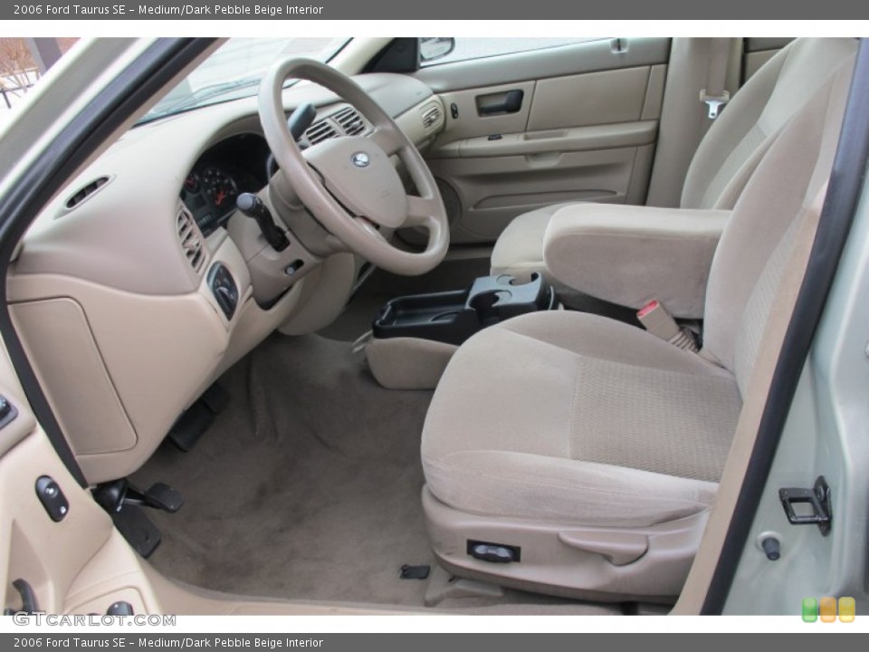 Medium/Dark Pebble Beige Interior Photo for the 2006 Ford Taurus SE #59391422