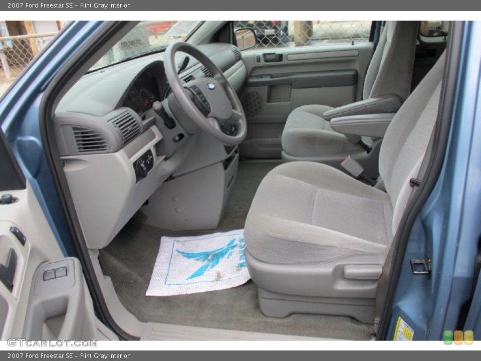 Flint Gray Interior Photo for the 2007 Ford Freestar SE #59391546