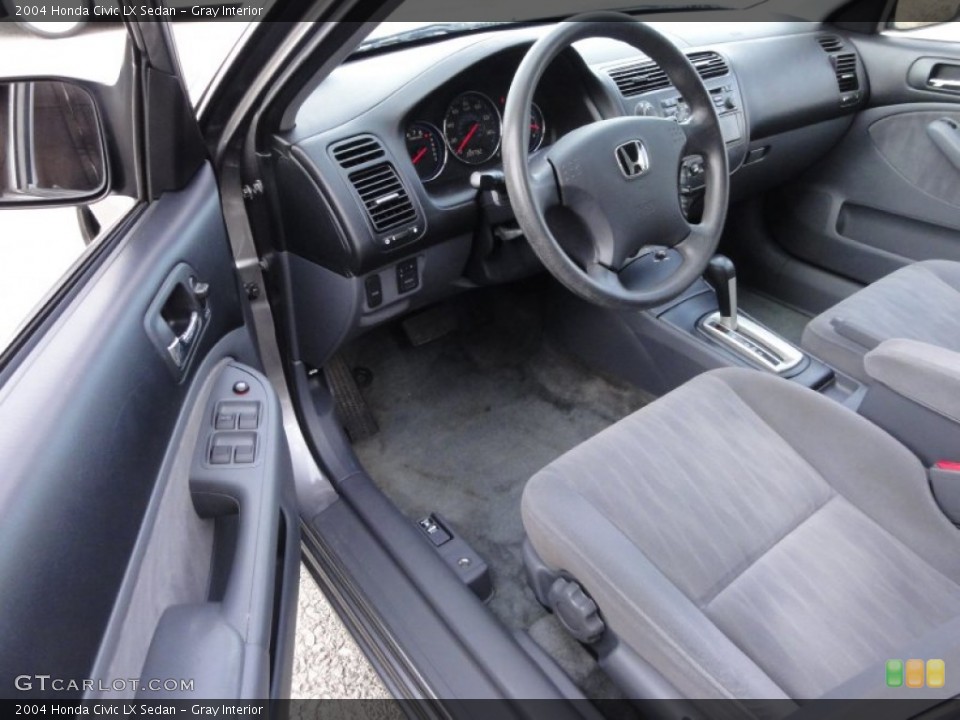 Gray Interior Photo for the 2004 Honda Civic LX Sedan #59393996