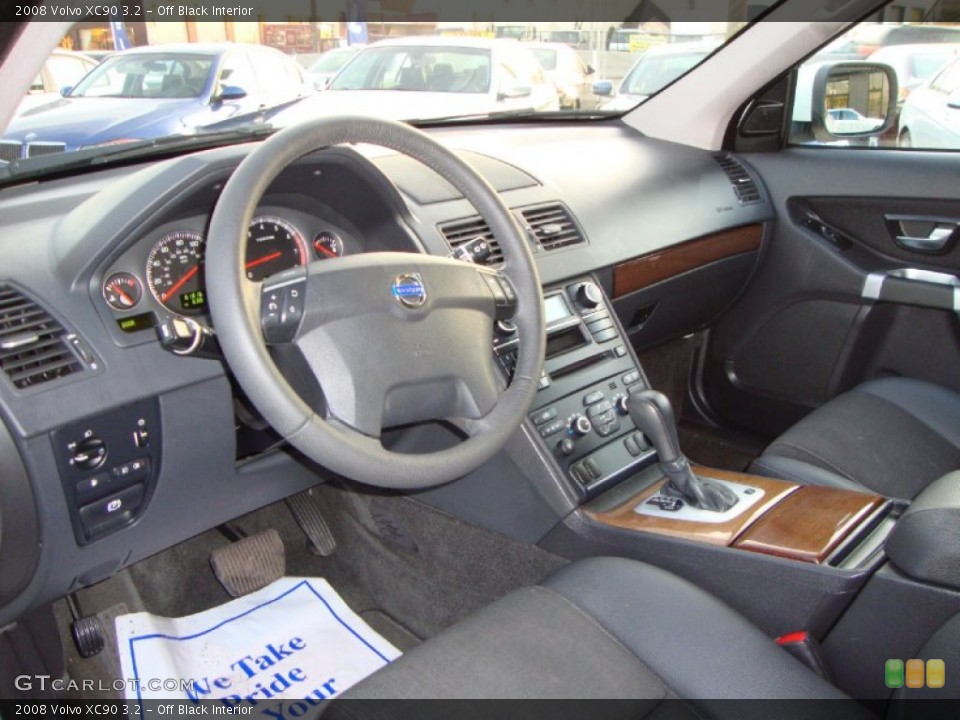 Off Black Interior Photo for the 2008 Volvo XC90 3.2 #59405786