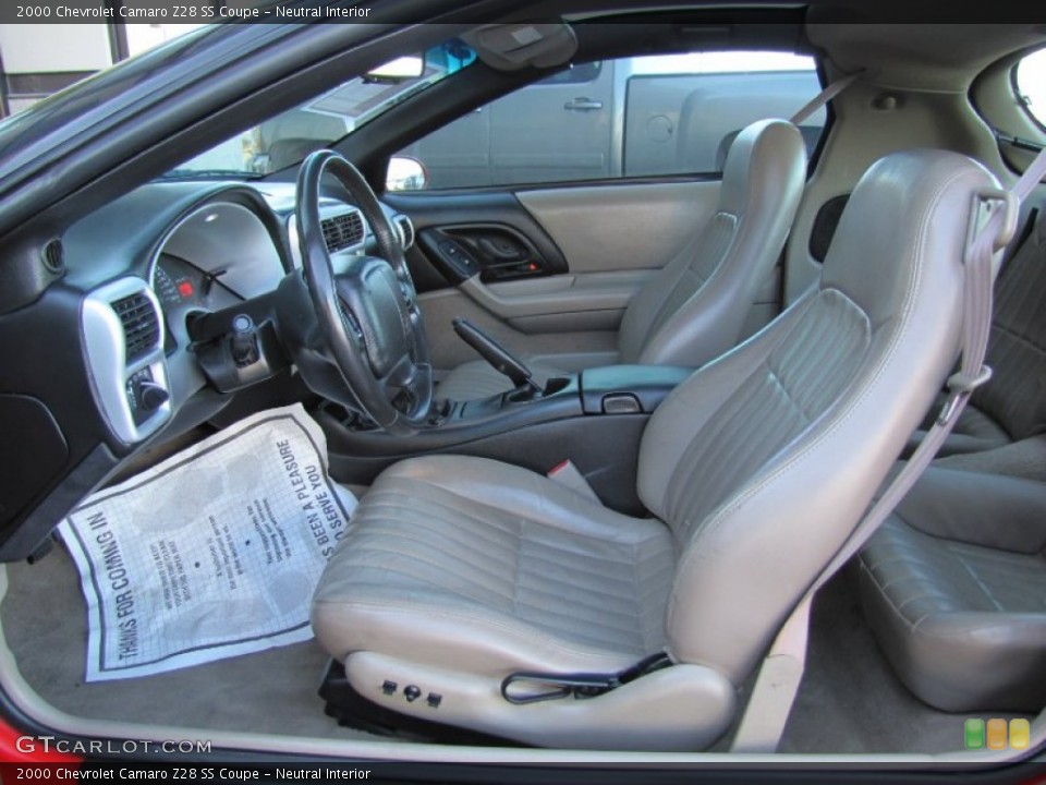 Neutral Interior Photo for the 2000 Chevrolet Camaro Z28 SS Coupe #59406860