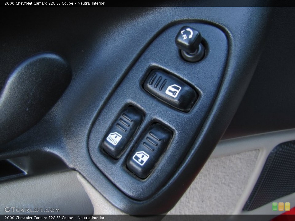 Neutral Interior Controls for the 2000 Chevrolet Camaro Z28 SS Coupe #59406935