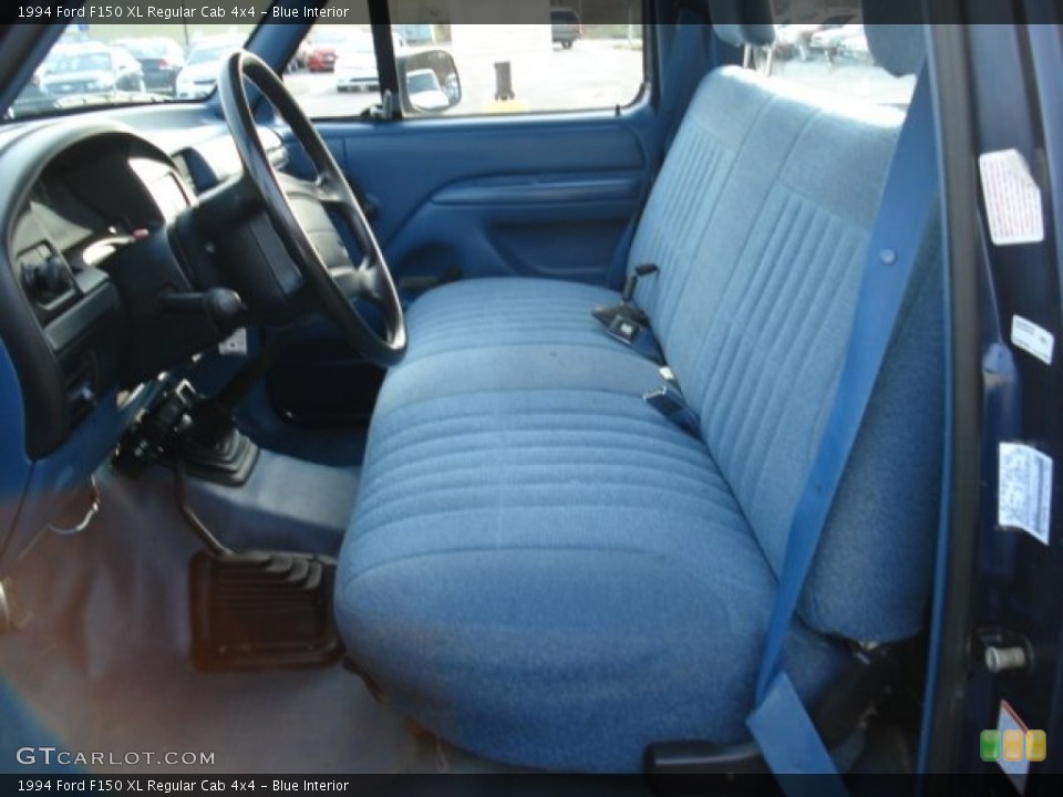 Blue Interior Photo for the 1994 Ford F150 XL Regular Cab 4x4 #59413151