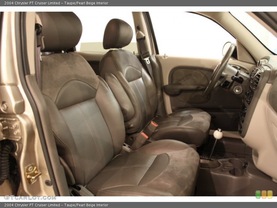 Taupe/Pearl Beige Interior Photo for the 2004 Chrysler PT Cruiser Limited #59418527