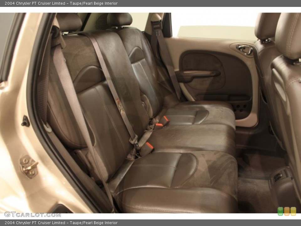 Taupe/Pearl Beige Interior Photo for the 2004 Chrysler PT Cruiser Limited #59418535
