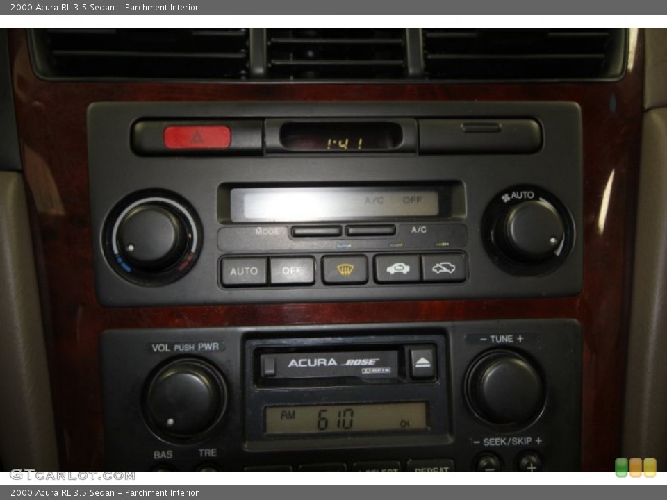 Parchment Interior Audio System for the 2000 Acura RL 3.5 Sedan #59433932