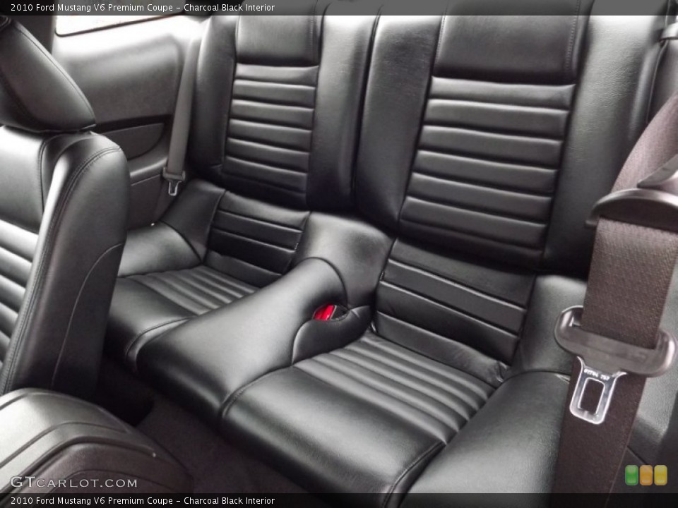 Charcoal Black Interior Photo for the 2010 Ford Mustang V6 Premium Coupe #59435525
