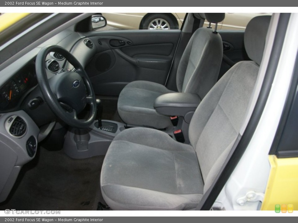 Medium Graphite Interior Photo for the 2002 Ford Focus SE Wagon #59443343