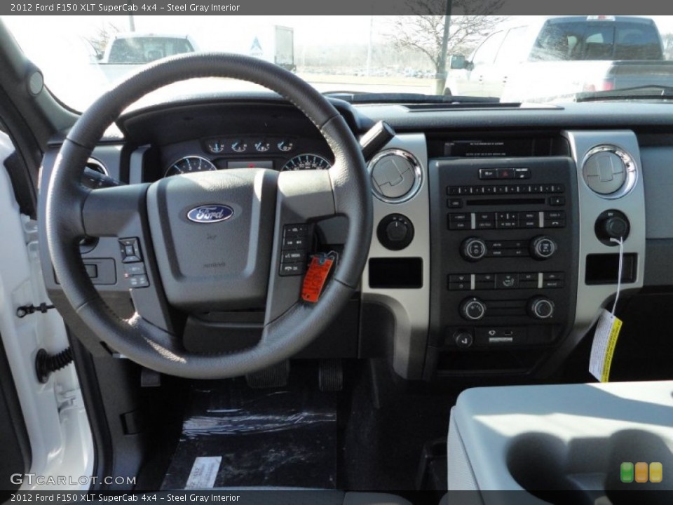 Steel Gray Interior Photo for the 2012 Ford F150 XLT SuperCab 4x4 #59458442