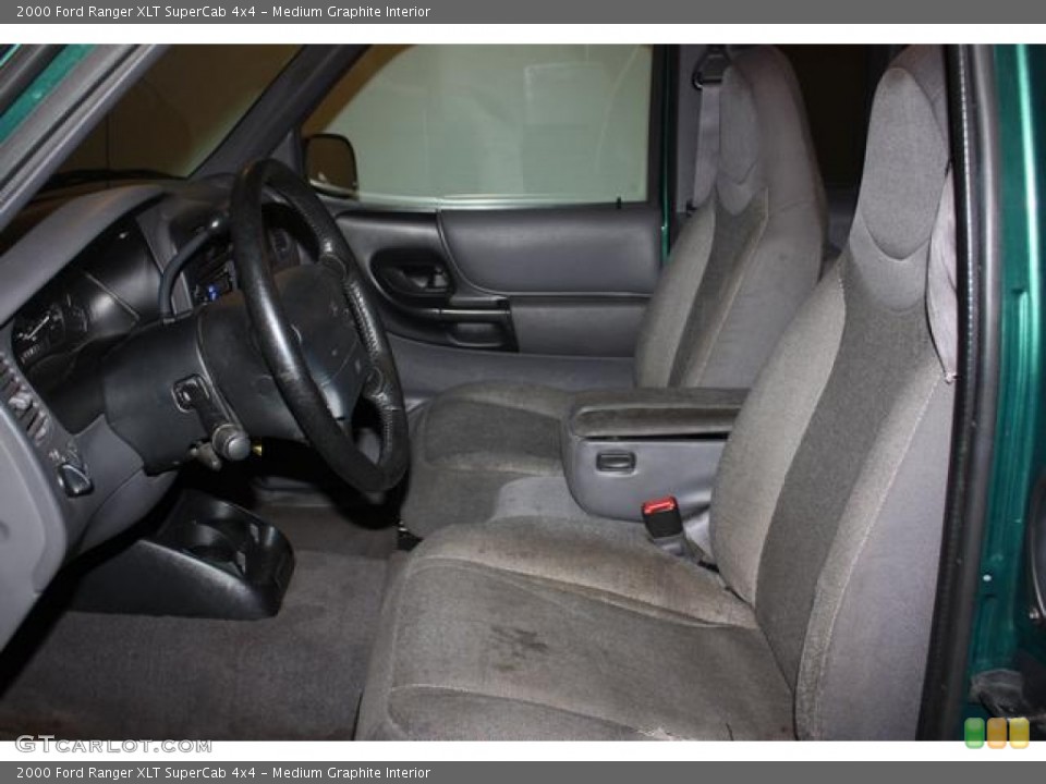 Medium Graphite Interior Photo for the 2000 Ford Ranger XLT SuperCab 4x4 #59469377