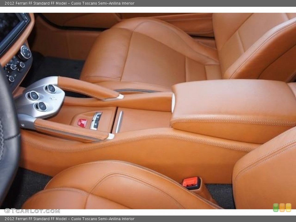 Cuoio Toscano Semi-Anilina Interior Photo for the 2012 Ferrari FF  #59470838