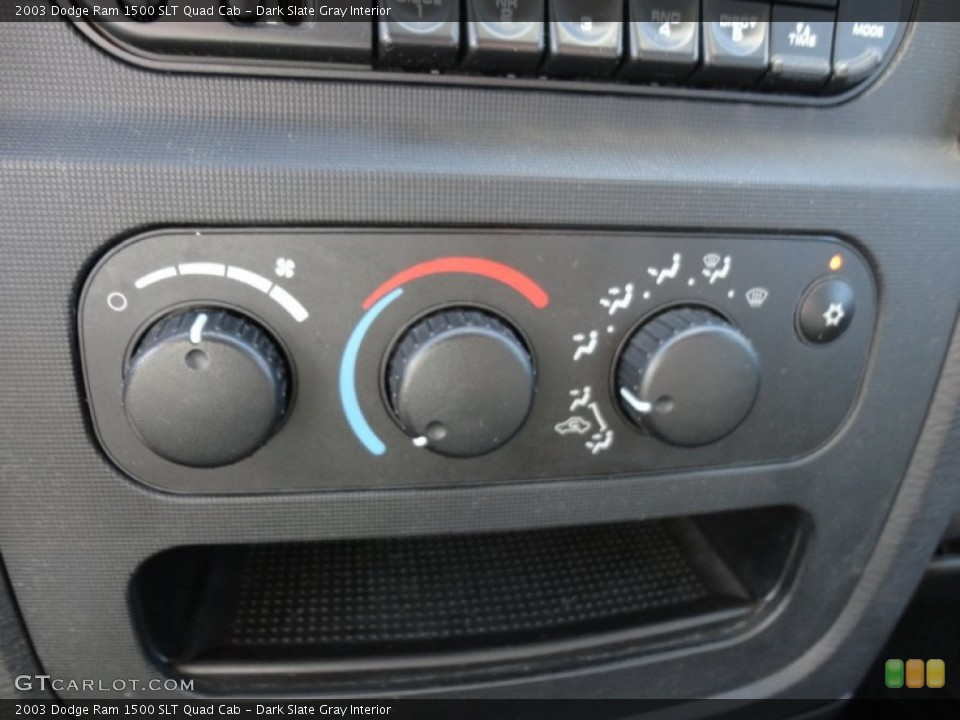 Dark Slate Gray Interior Controls for the 2003 Dodge Ram 1500 SLT Quad Cab #59472061