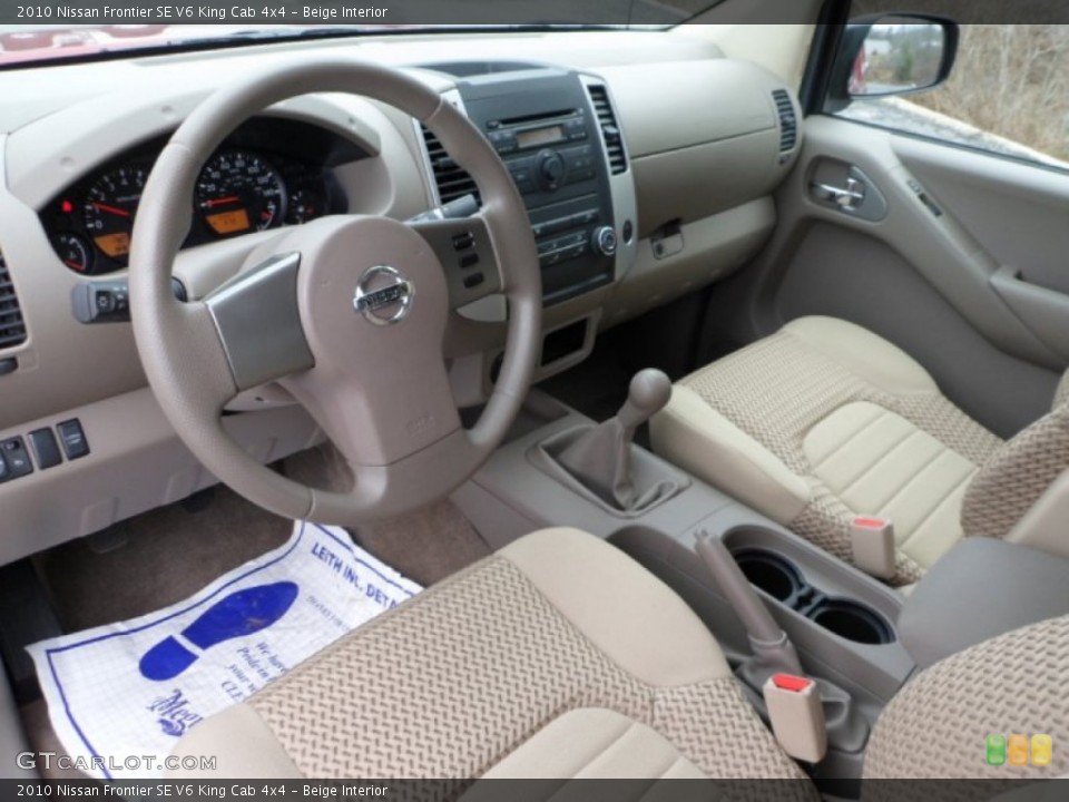 Beige Interior Photo for the 2010 Nissan Frontier SE V6 King Cab 4x4 #59473403