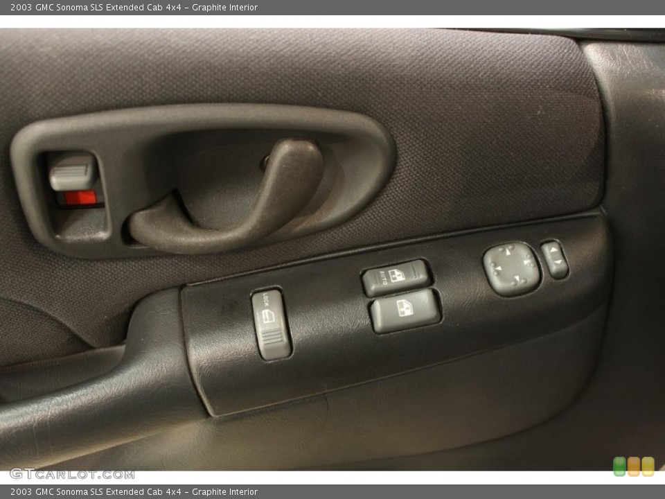 Graphite Interior Controls for the 2003 GMC Sonoma SLS Extended Cab 4x4 #59476605