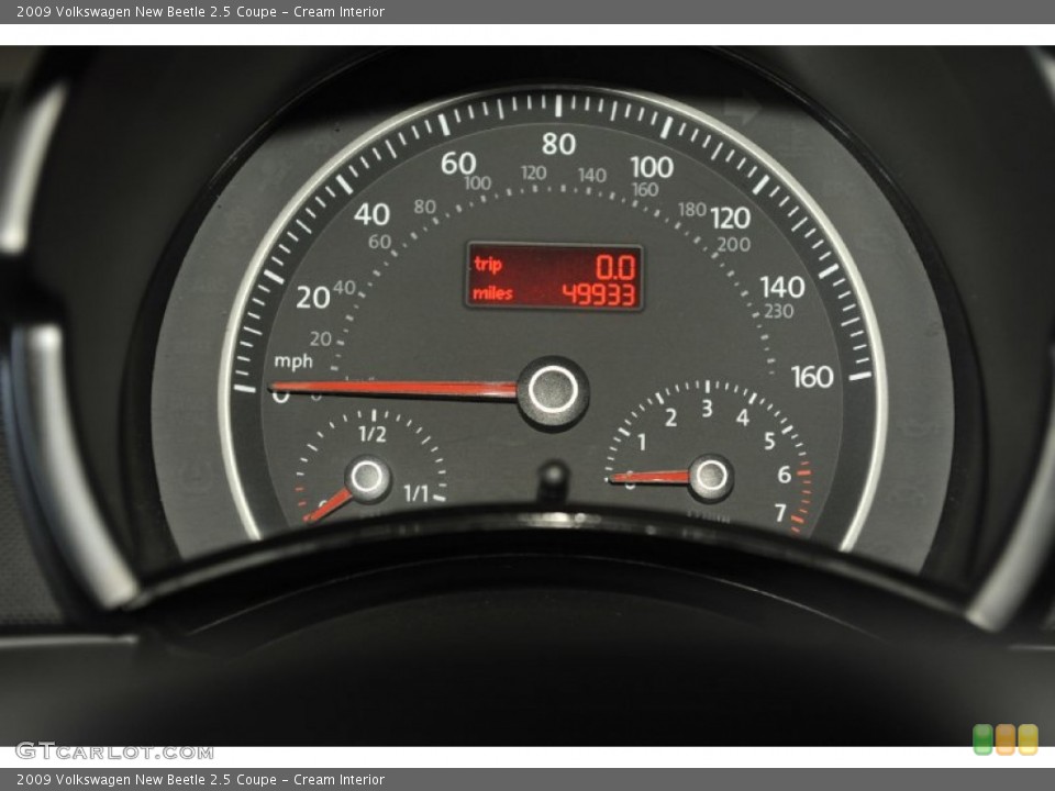Cream Interior Gauges for the 2009 Volkswagen New Beetle 2.5 Coupe #59485127