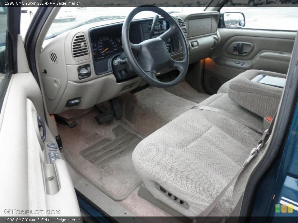 Beige Interior Photo for the 1998 GMC Yukon SLE 4x4 #59496858