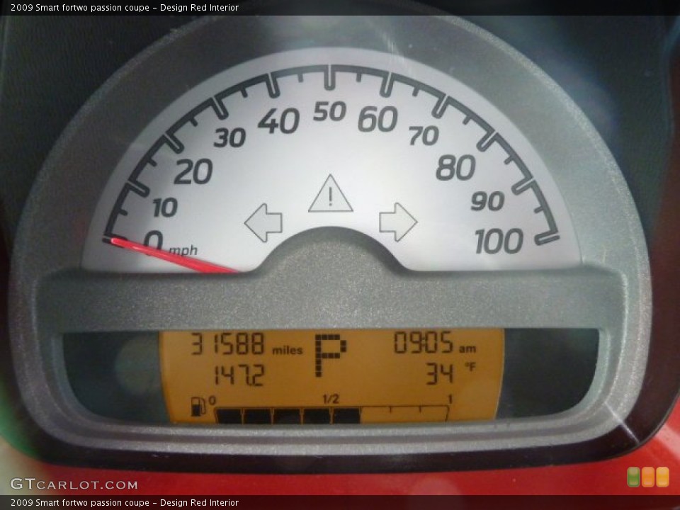 Design Red Interior Gauges for the 2009 Smart fortwo passion coupe #59498856