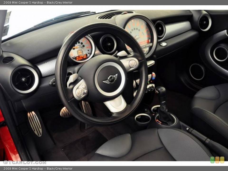 Black/Grey Interior Dashboard for the 2009 Mini Cooper S Hardtop #59503511