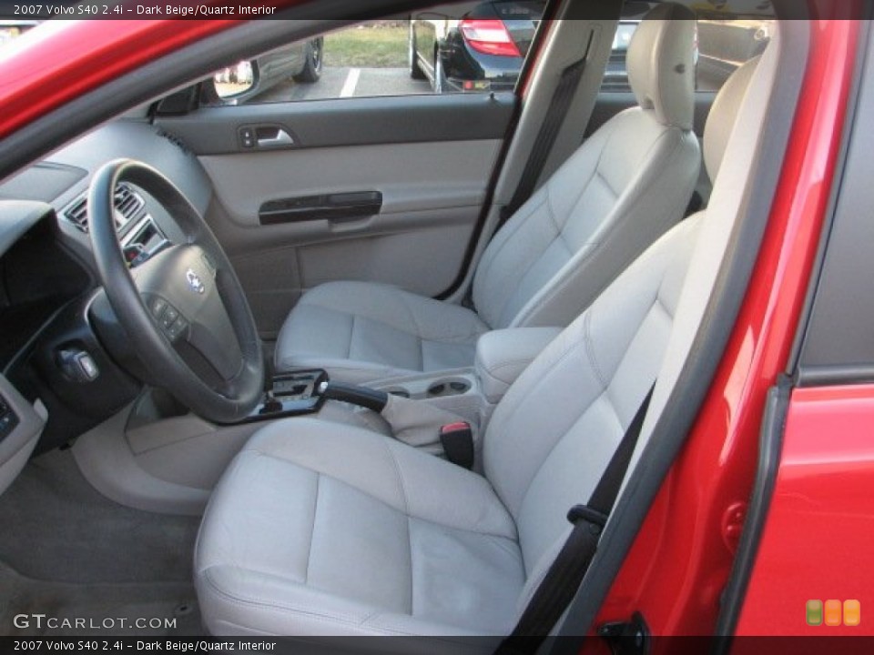 Dark Beige/Quartz Interior Photo for the 2007 Volvo S40 2.4i #59505600