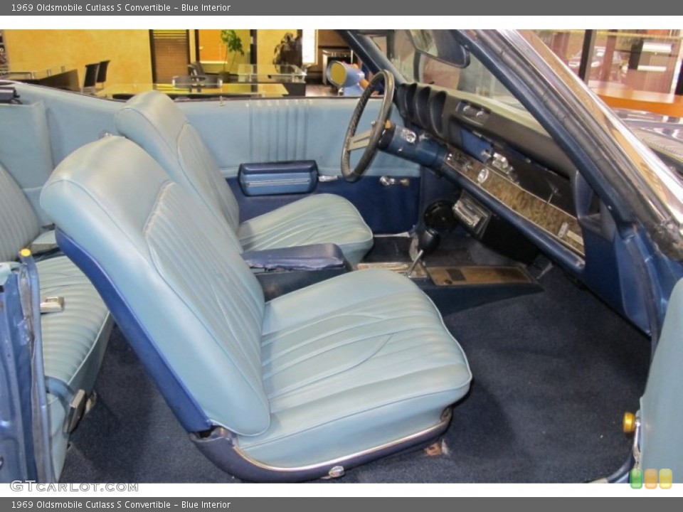 Blue 1969 Oldsmobile Cutlass Interiors