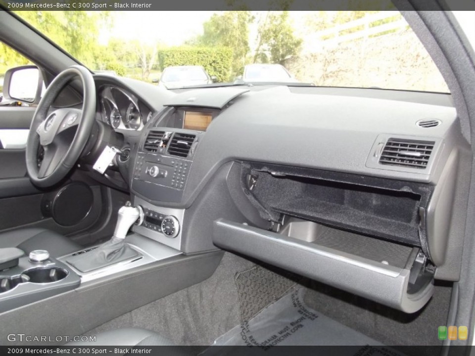 Black Interior Dashboard for the 2009 Mercedes-Benz C 300 Sport #59508087