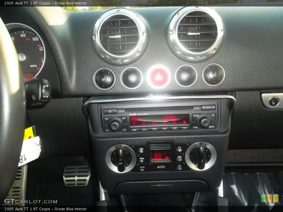 Ocean Blue Interior Controls for the 2005 Audi TT 1.8T Coupe #59509128