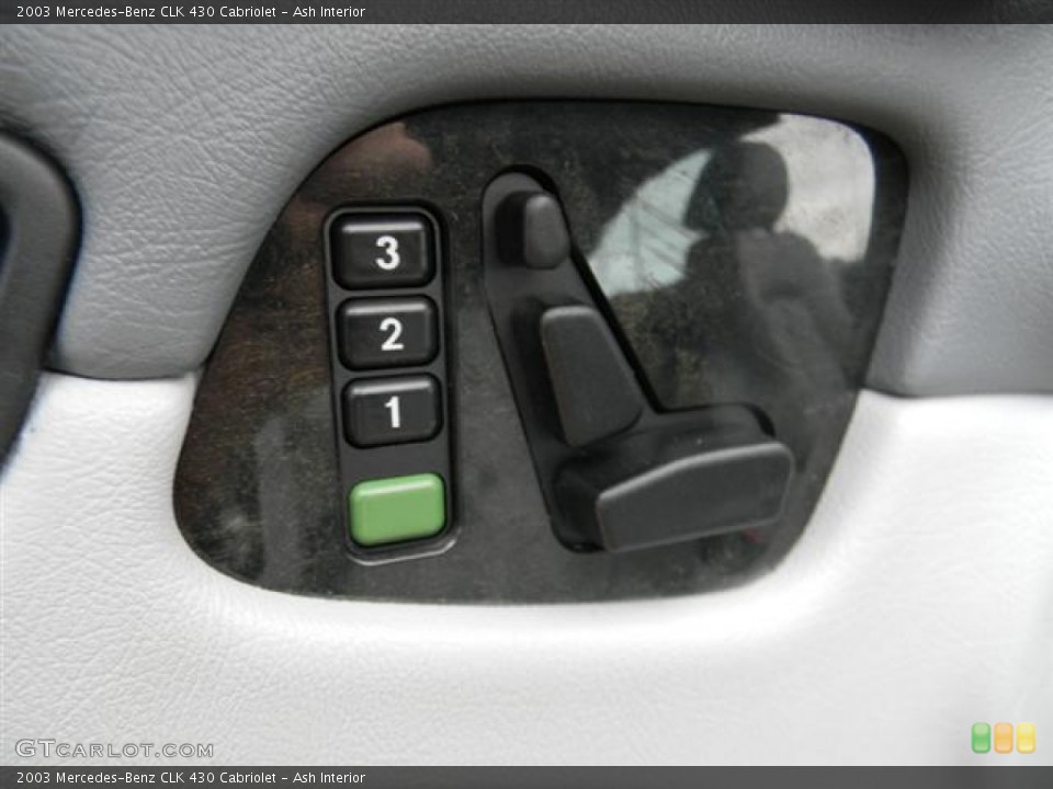 Ash Interior Controls for the 2003 Mercedes-Benz CLK 430 Cabriolet #59516394