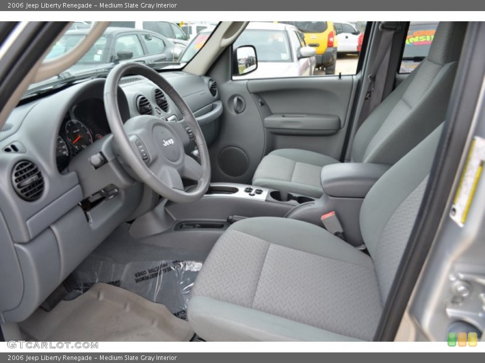 Medium Slate Gray Interior Photo for the 2006 Jeep Liberty Renegade #59525278
