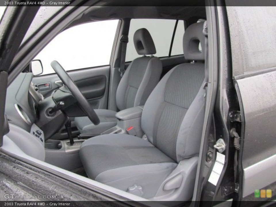 Gray Interior Photo for the 2003 Toyota RAV4 4WD #59531520