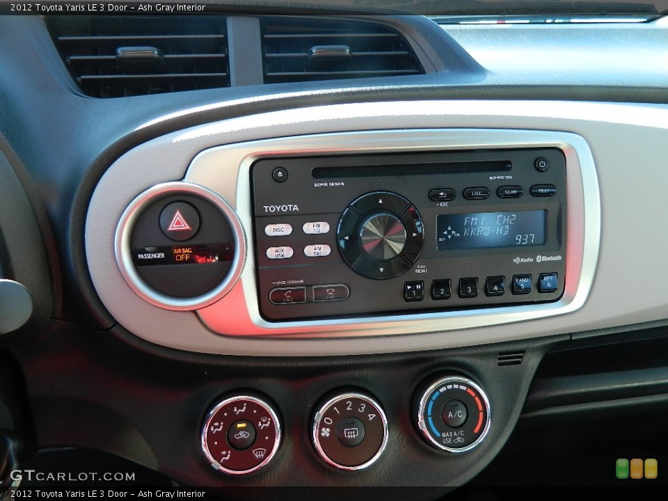 Ash Gray Interior Controls for the 2012 Toyota Yaris LE 3 Door #59533801