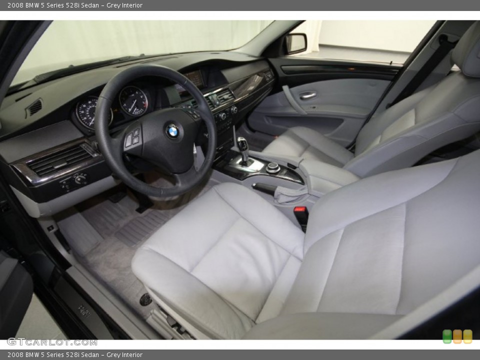 Grey Interior Photo for the 2008 BMW 5 Series 528i Sedan #59538858
