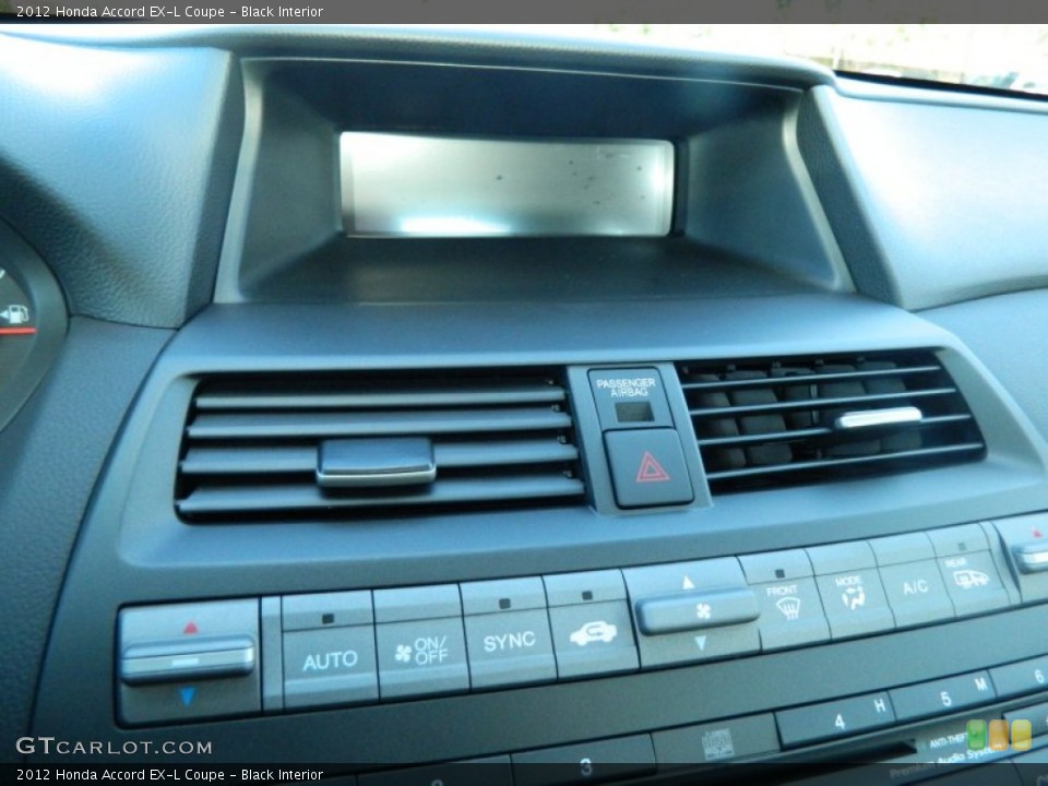 Black Interior Controls for the 2012 Honda Accord EX-L Coupe #59547765