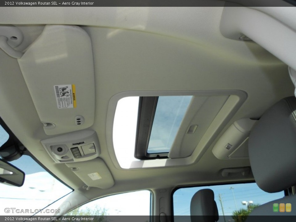 Aero Gray Interior Sunroof for the 2012 Volkswagen Routan SEL #59550342