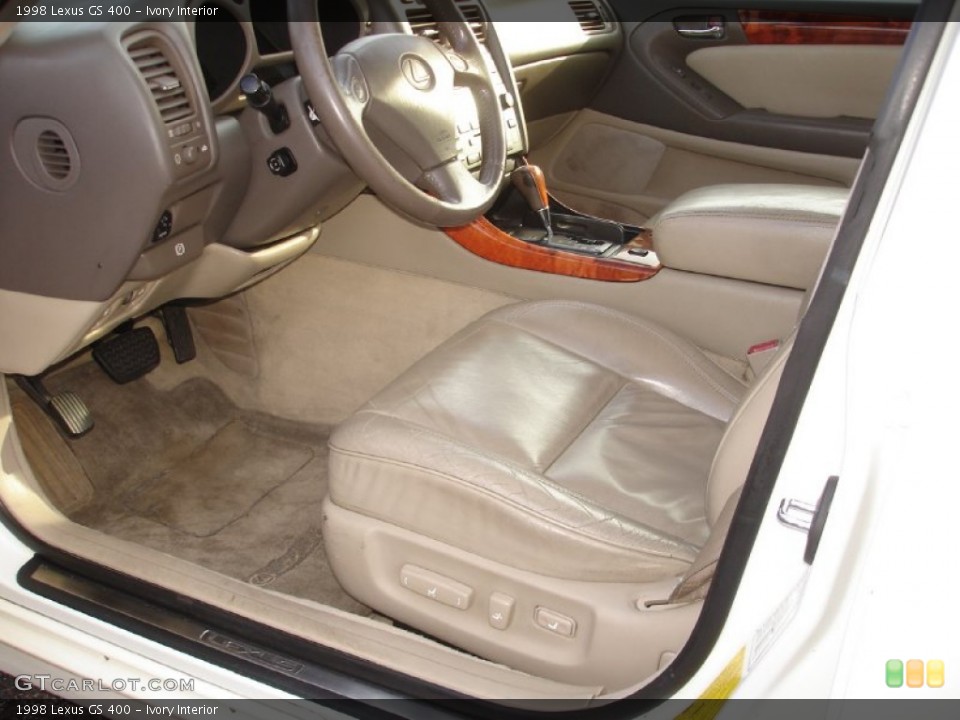 Ivory Interior Photo for the 1998 Lexus GS 400 #59550771