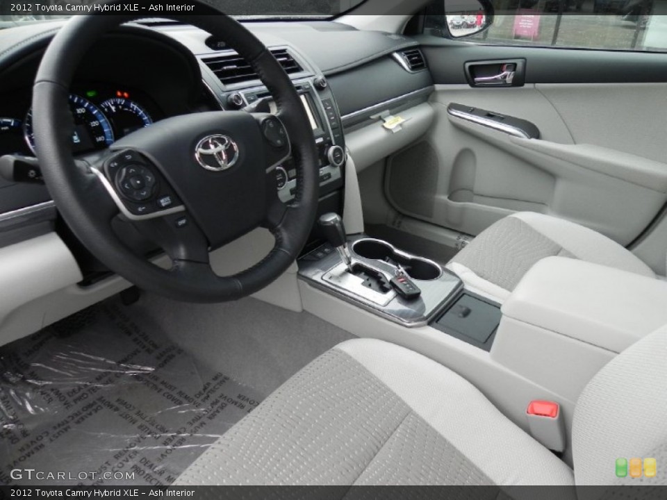 Ash Interior Photo for the 2012 Toyota Camry Hybrid XLE #59554821