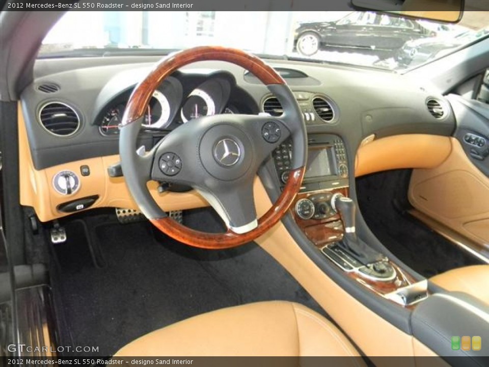 designo Sand Interior Dashboard for the 2012 Mercedes-Benz SL 550 Roadster #59558049