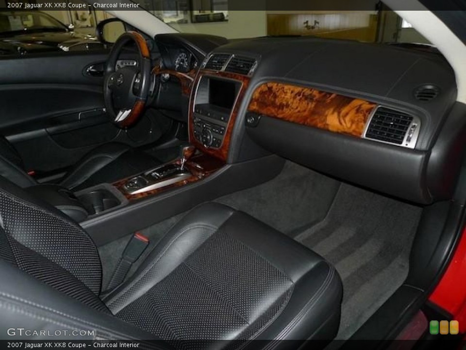 Charcoal Interior Photo for the 2007 Jaguar XK XK8 Coupe #59570626