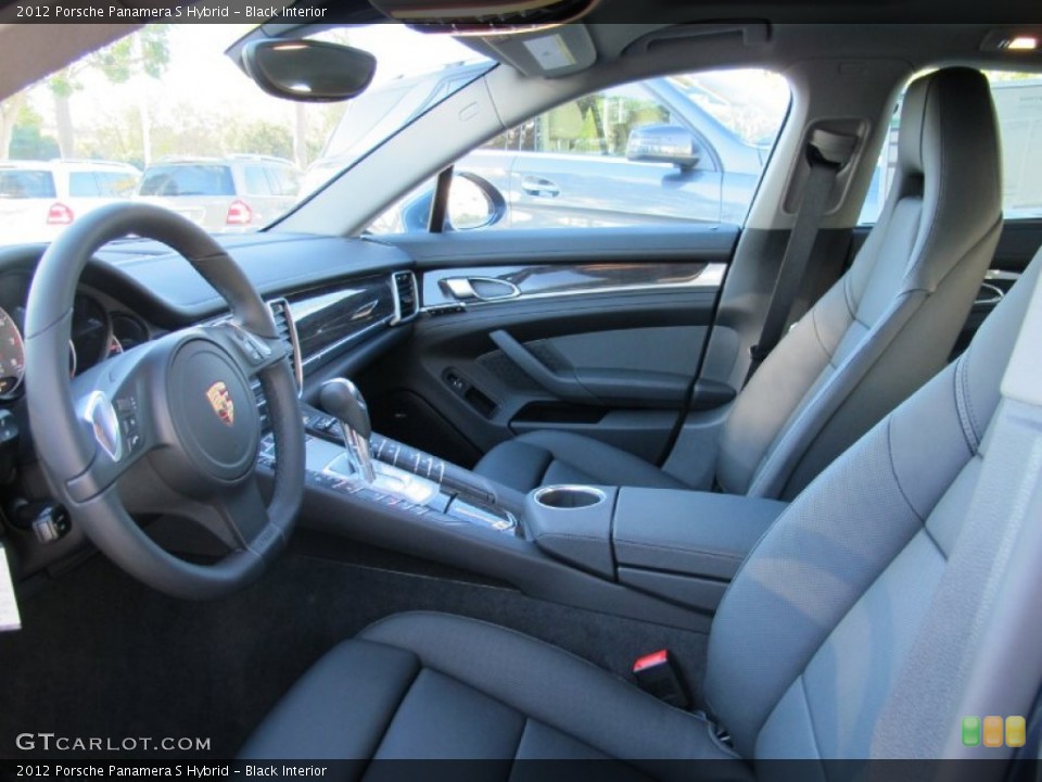 Black Interior Photo for the 2012 Porsche Panamera S Hybrid #59588718
