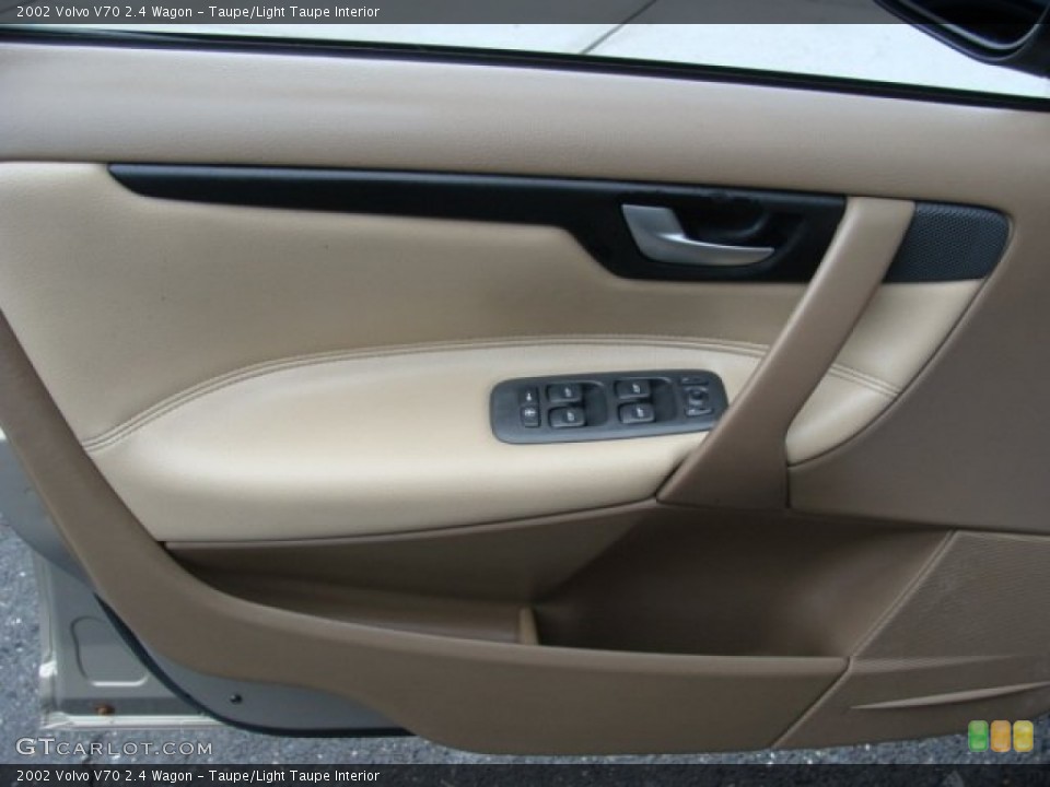 Taupe/Light Taupe Interior Door Panel for the 2002 Volvo V70 2.4 Wagon #59590908
