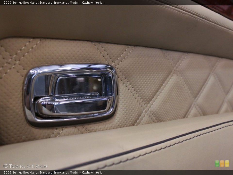 Cashew Interior Photo for the 2009 Bentley Brooklands  #59592162