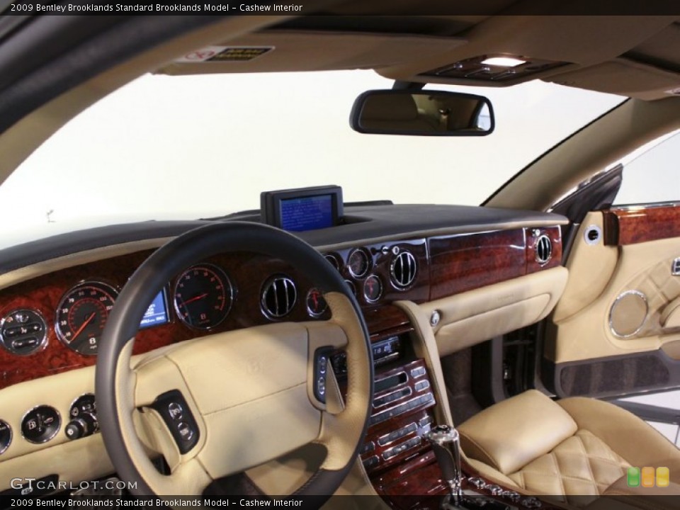 Cashew Interior Dashboard for the 2009 Bentley Brooklands  #59592544