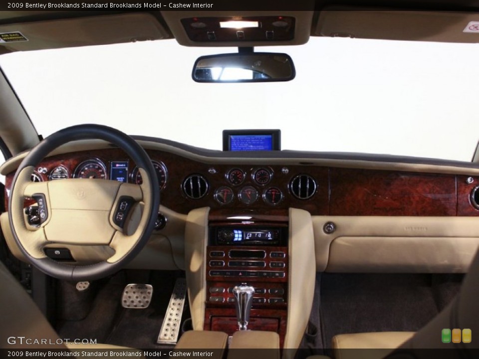 Cashew Interior Dashboard for the 2009 Bentley Brooklands  #59592553