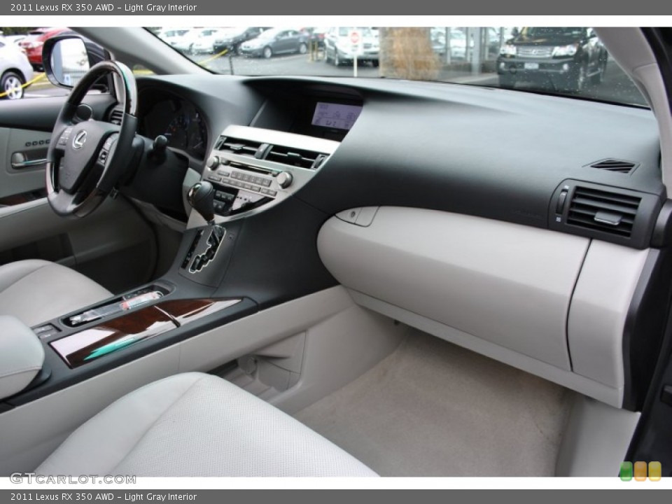 Light Gray Interior Photo for the 2011 Lexus RX 350 AWD #59596556