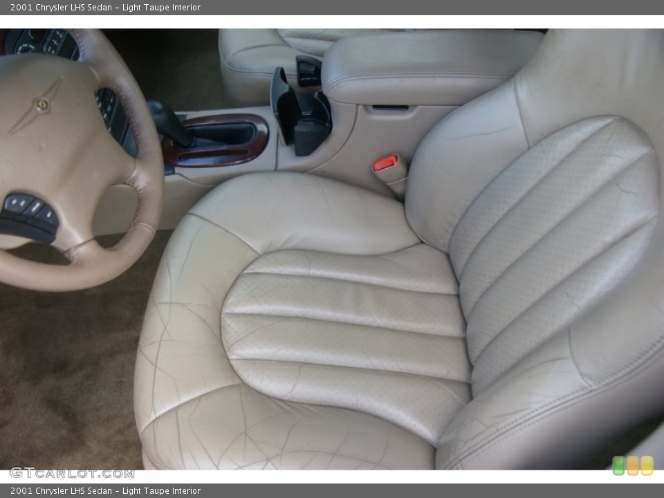 Light Taupe Interior Photo for the 2001 Chrysler LHS Sedan #59600052