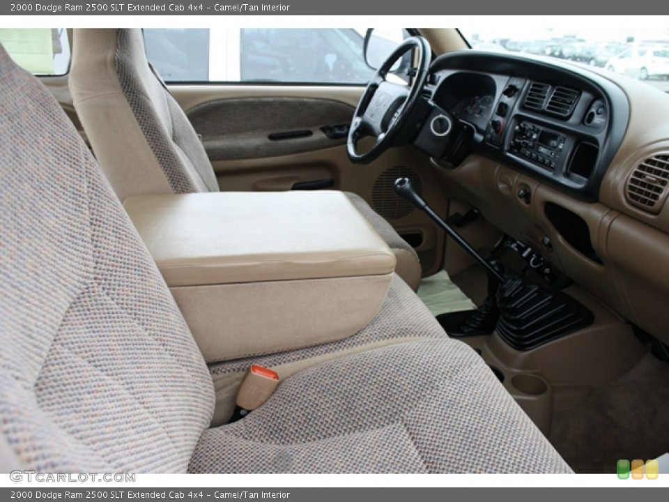 Camel/Tan Interior Photo for the 2000 Dodge Ram 2500 SLT Extended Cab 4x4 #59608596