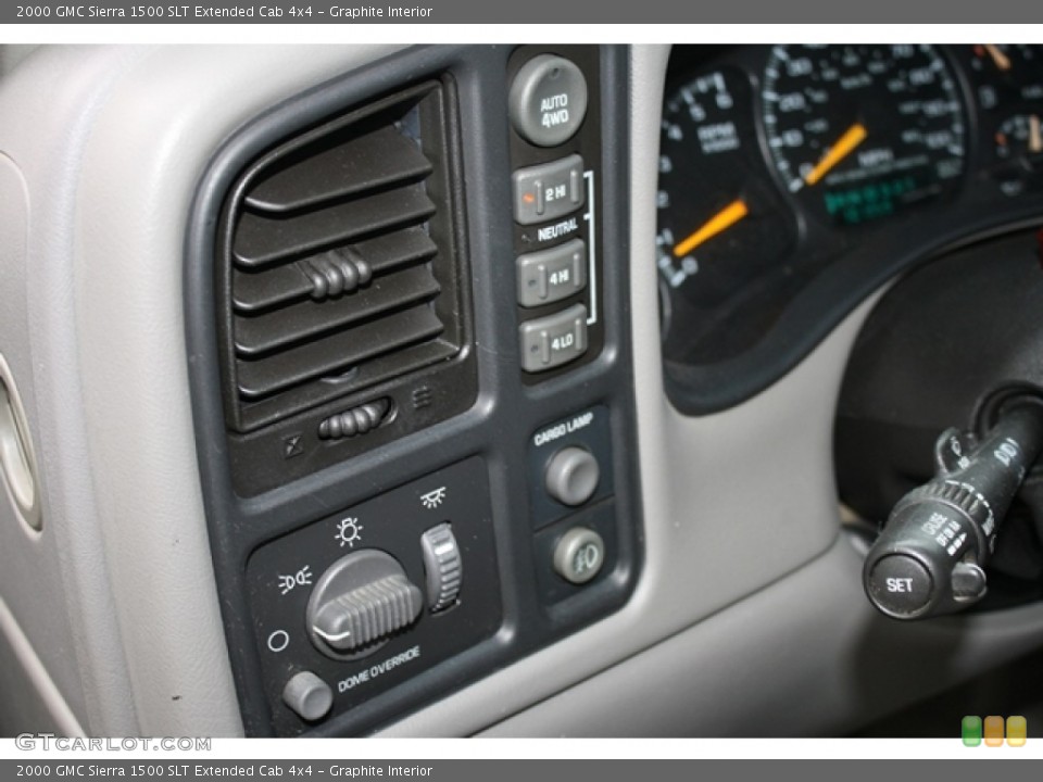 Graphite Interior Controls for the 2000 GMC Sierra 1500 SLT Extended Cab 4x4 #59608776